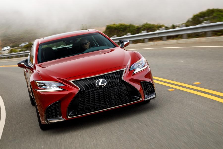  Lexus LS500 AWD F-Sport 2017 года  (NA) (фото 27 из 30)
